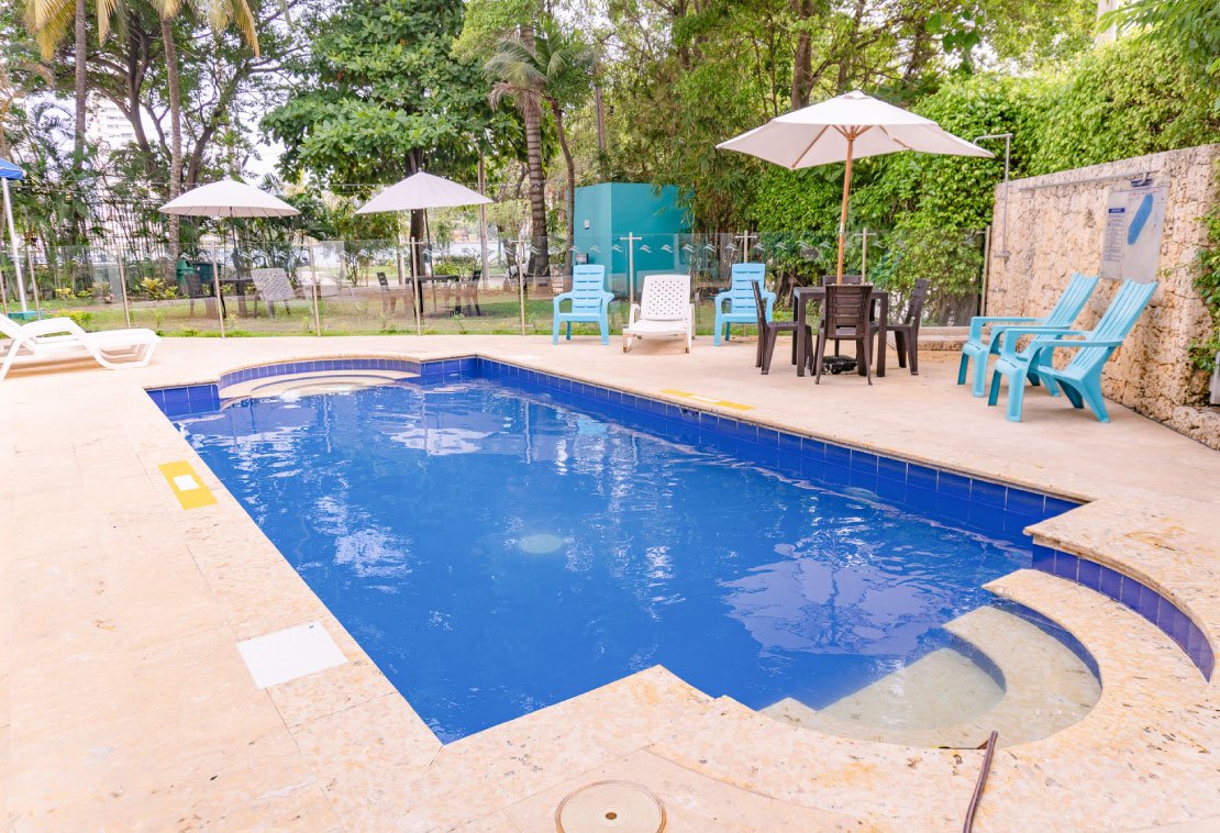 Piscina del Hotel Oceanía en El Laguito, Cartagena